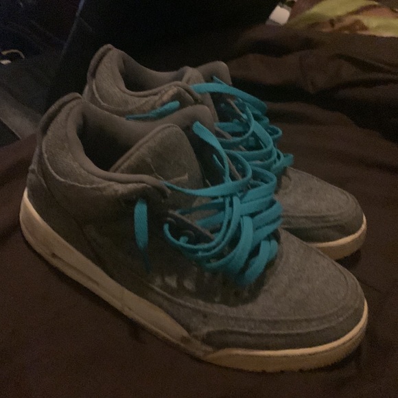 Jordan 3 Wool Deadstock (negotiation available)
Condition:Ok
Fit:True to size - Picture 2 of 4